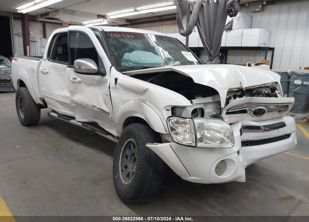 2004 TOYOTA TUNDRA SR5 V8 VIN: 5TBDT44104S446583