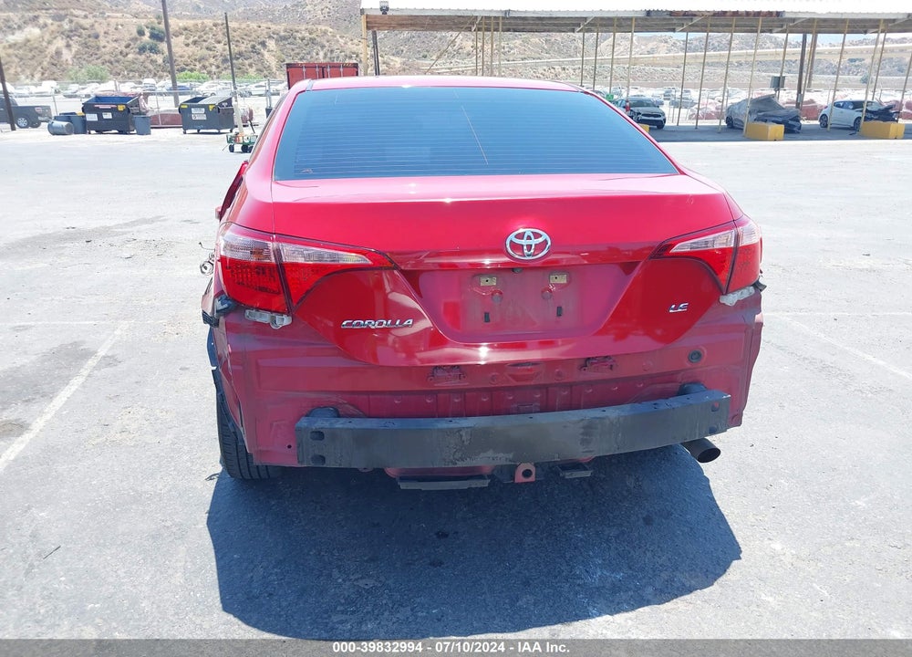 2018 TOYOTA COROLLA LE VIN: 5YFBURHE5JP798505