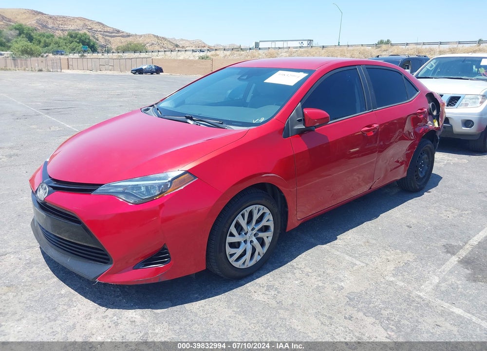 2018 TOYOTA COROLLA LE VIN: 5YFBURHE5JP798505