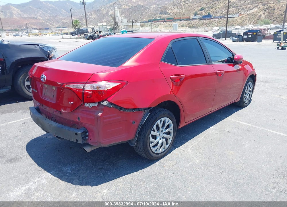 2018 TOYOTA COROLLA LE VIN: 5YFBURHE5JP798505