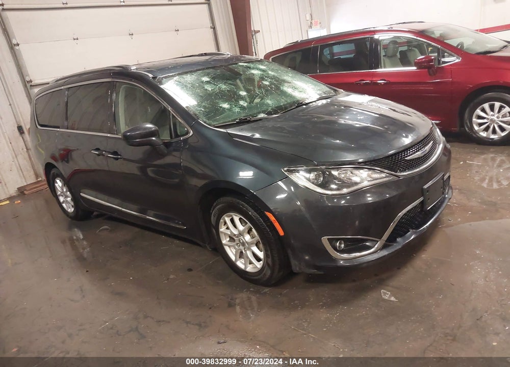 2020 CHRYSLER PACIFICA TOURING L VIN: 2C4RC1BG9LR277030