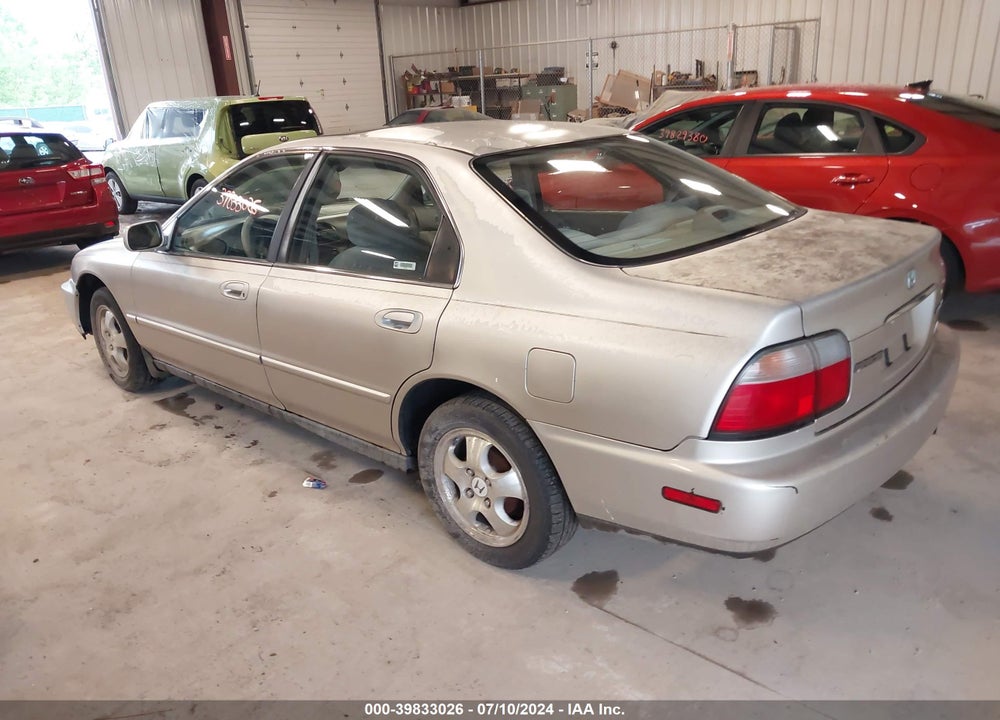 1997 HONDA ACCORD SE VIN: 1HGCD5601VA106840