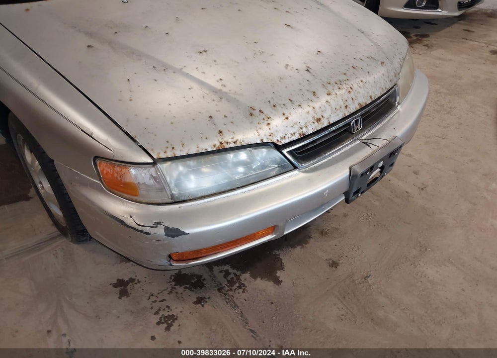 1997 HONDA ACCORD SE VIN: 1HGCD5601VA106840