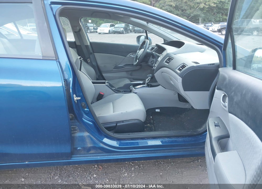2015 HONDA CIVIC LX VIN: 19XFB2F59FE008522