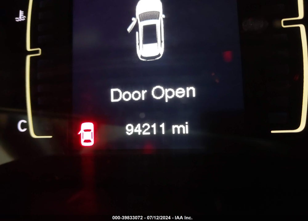 2014 JEEP CHEROKEE VIN: 1C4PJMCB0EW138075