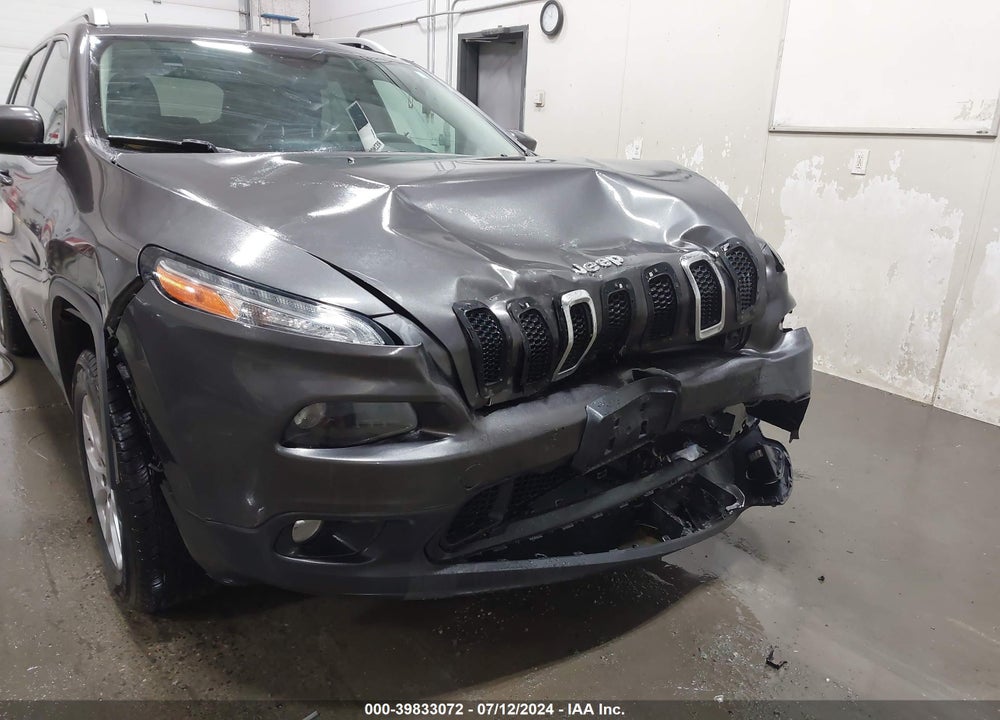 2014 JEEP CHEROKEE VIN: 1C4PJMCB0EW138075