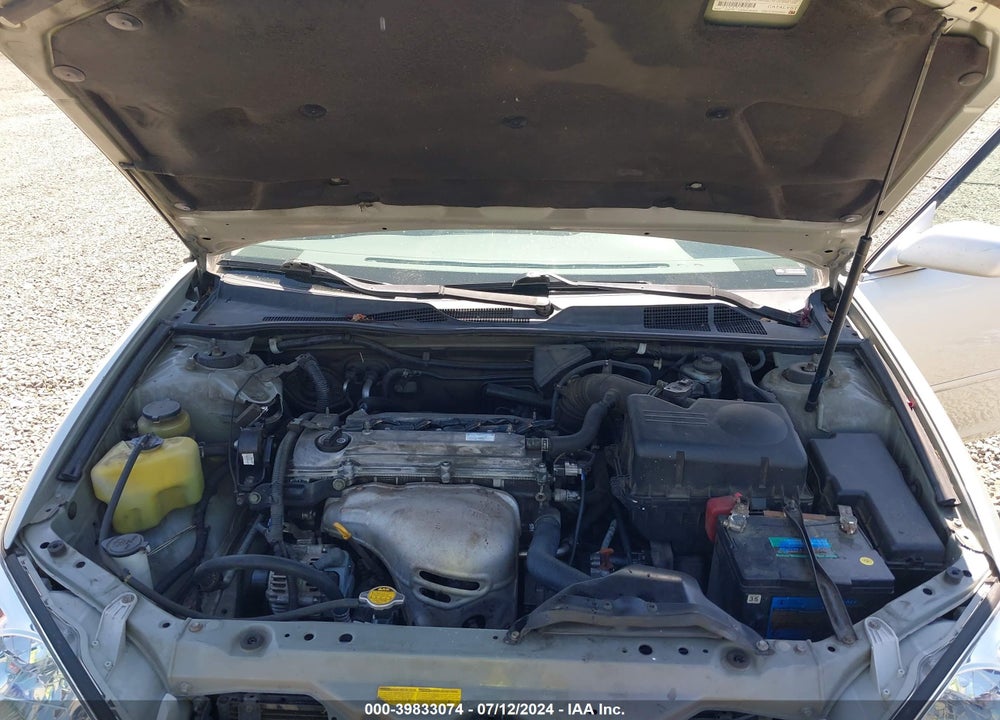 2003 TOYOTA CAMRY LE VIN: JTDBE32K330142390