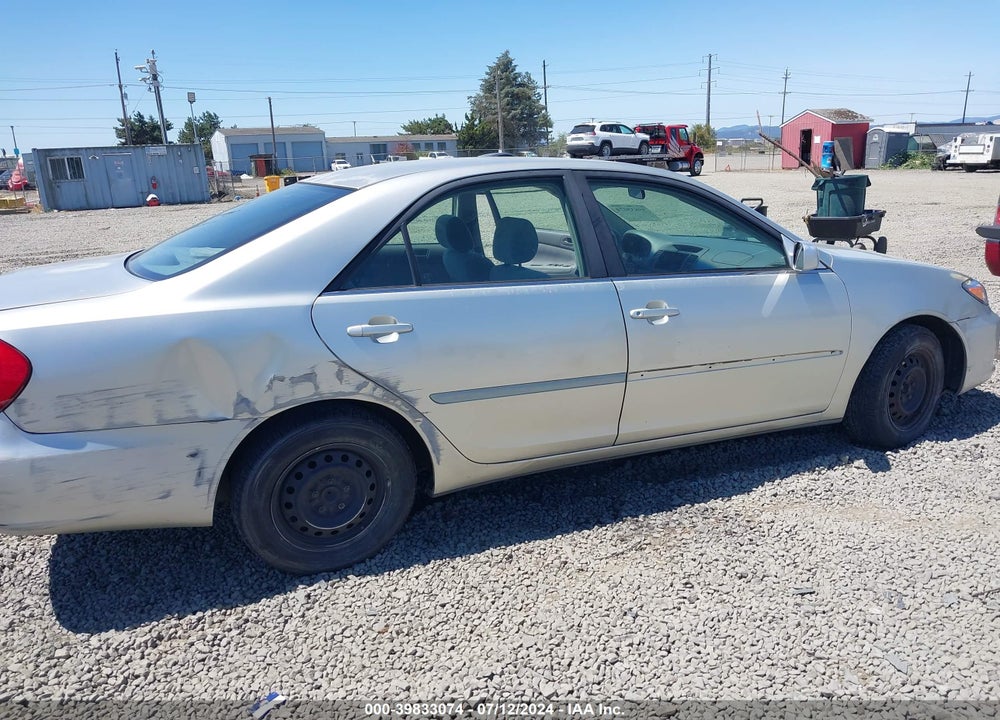 2003 TOYOTA CAMRY LE VIN: JTDBE32K330142390