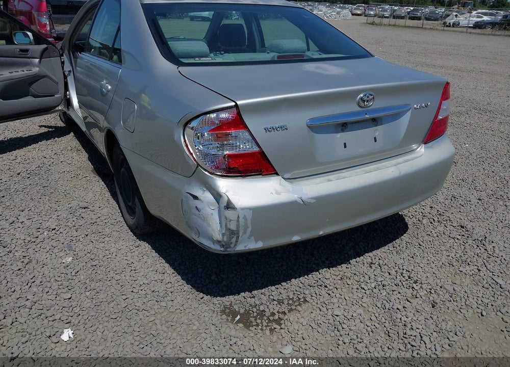 2003 TOYOTA CAMRY LE VIN: JTDBE32K330142390