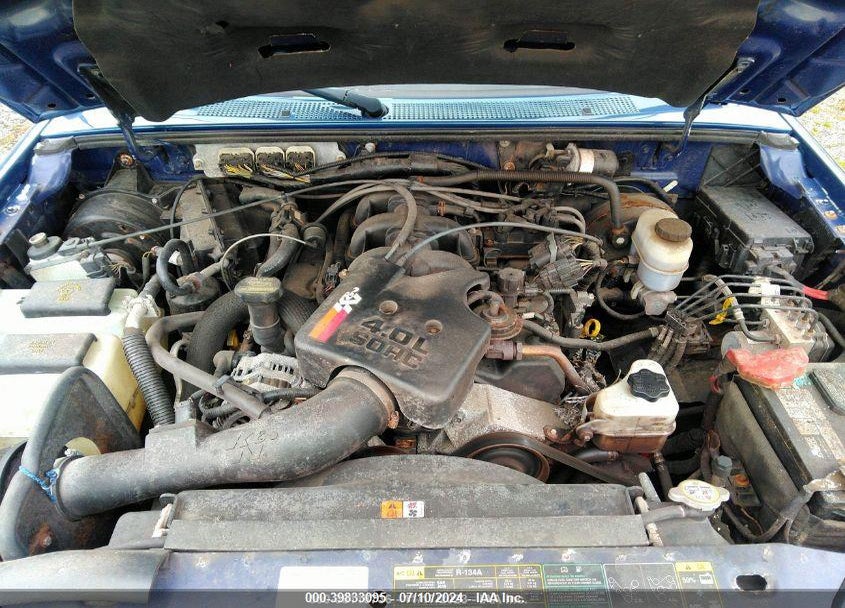2010 FORD RANGER XLT VIN: 1FTLR4FE4APA15235