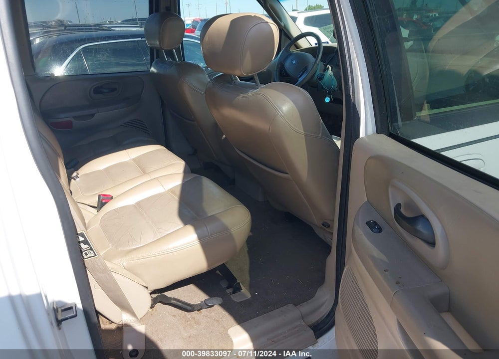 2002 FORD F-150 LARIAT/XLT VIN: 1FTRW07L82KD93551