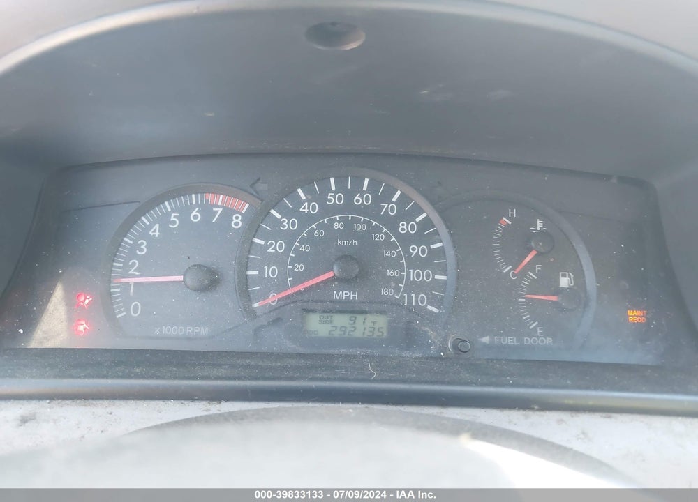 2005 TOYOTA COROLLA CE VIN: 1NXBR32E35Z520228