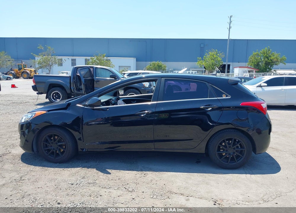 2016 HYUNDAI ELANTRA GT VIN: KMHD35LH6GU282022