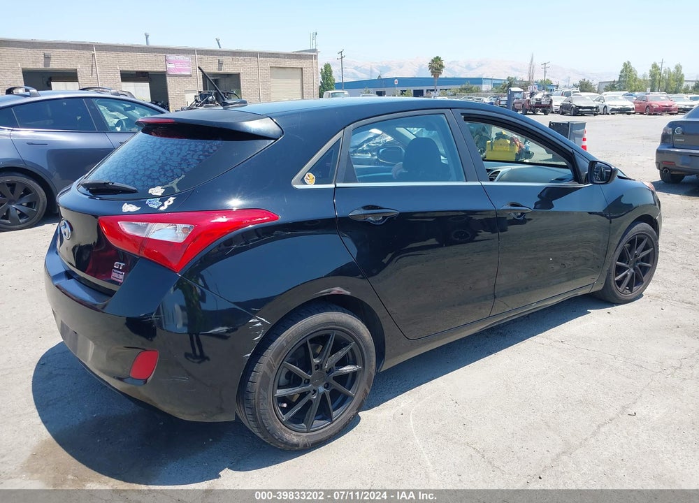 2016 HYUNDAI ELANTRA GT VIN: KMHD35LH6GU282022