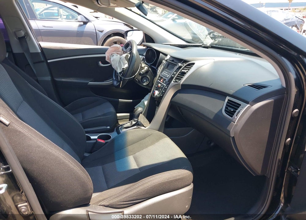 2016 HYUNDAI ELANTRA GT VIN: KMHD35LH6GU282022
