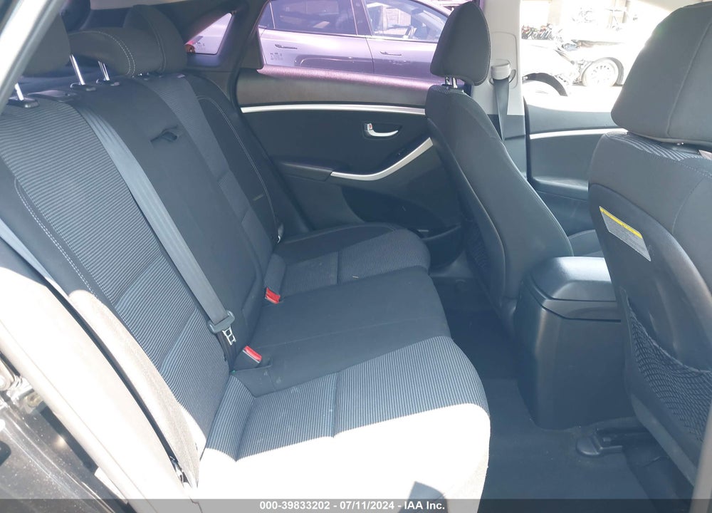 2016 HYUNDAI ELANTRA GT VIN: KMHD35LH6GU282022