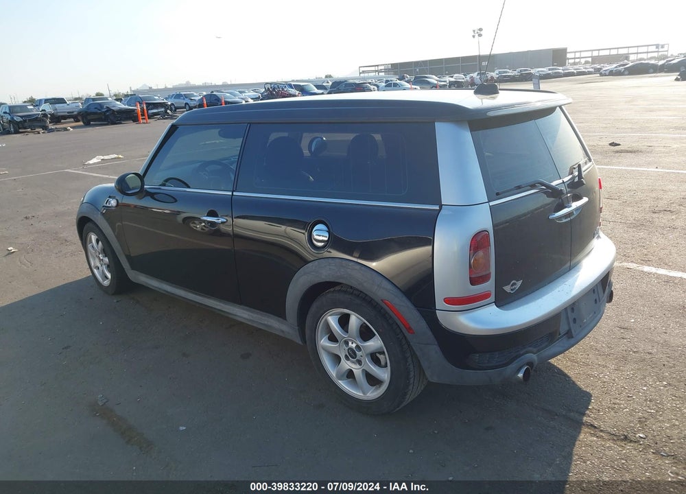 2009 MINI COOPER S CLUBMAN VIN: WMWMM33529TP92174