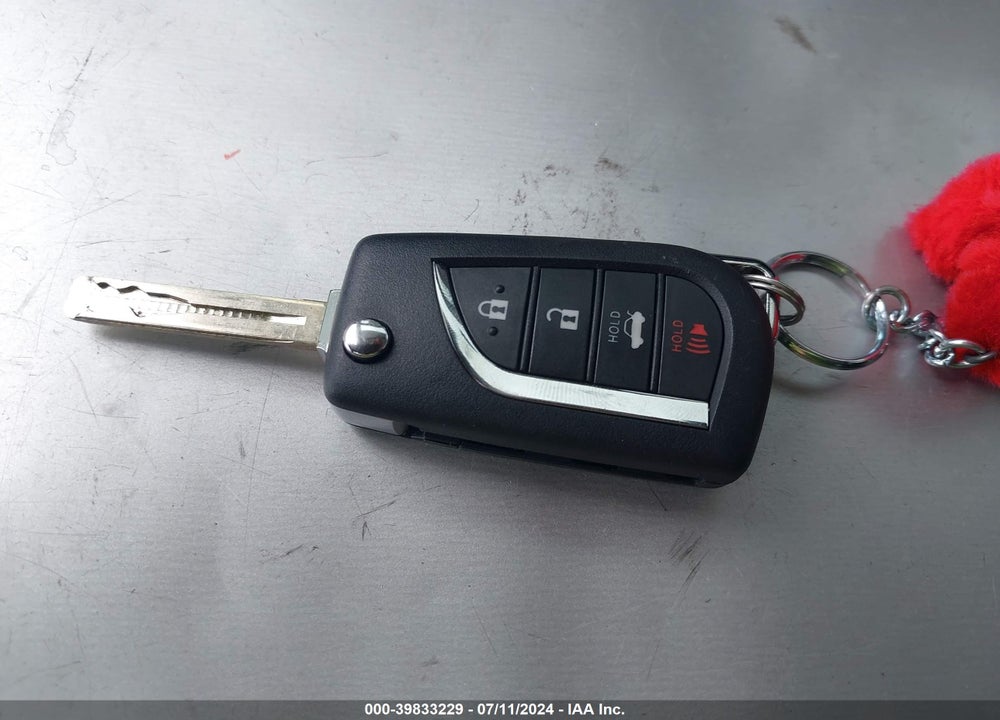2023 TOYOTA COROLLA LE VIN: 5YFB4MDEXPP040127
