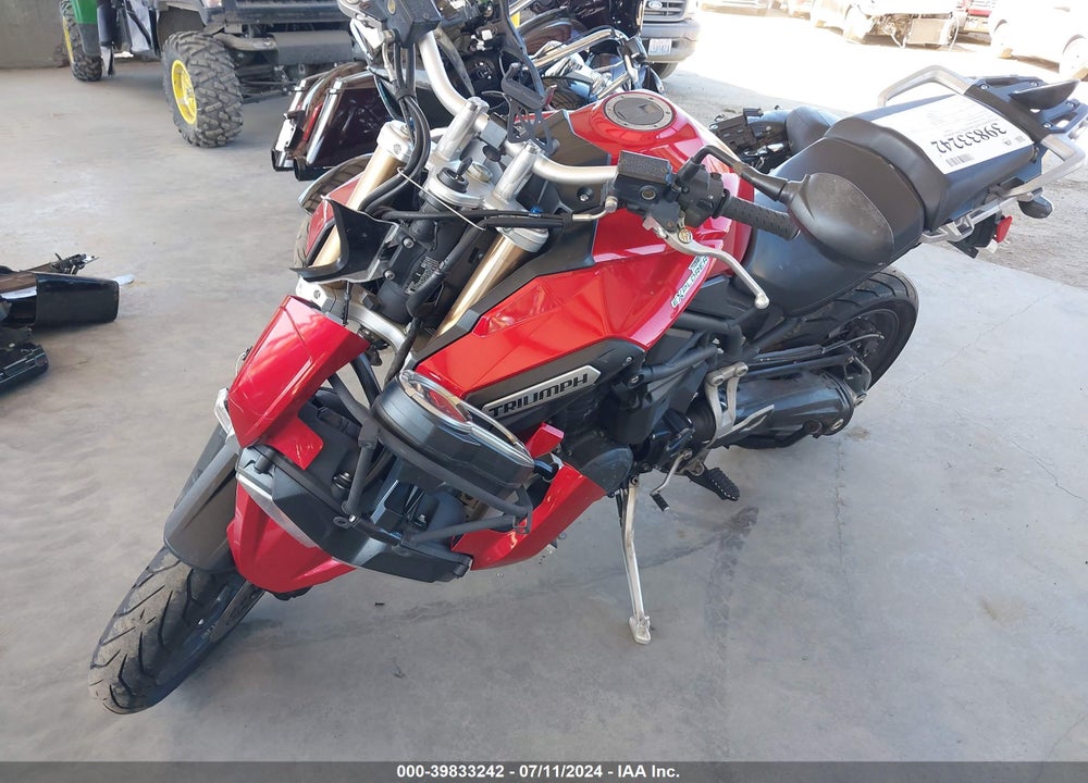 2015 TRIUMPH MOTORCYCLE TIGER EXPLORER VIN: SMTF02XK4FJ660124