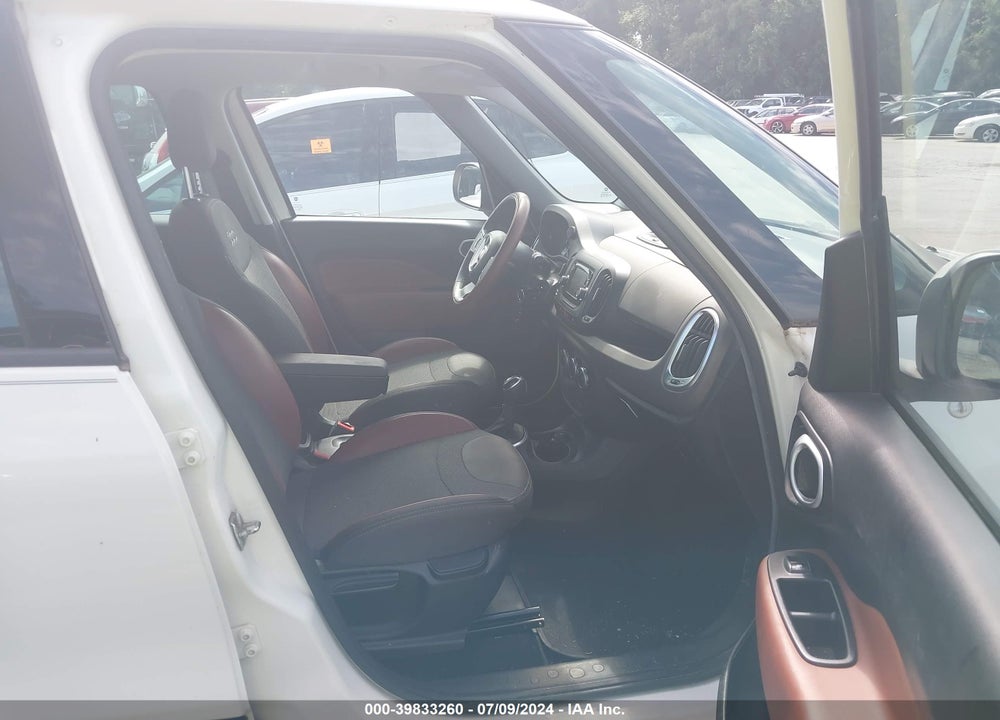 2015 FIAT 500L TREKKING VIN: ZFBCFADH9FZ031790