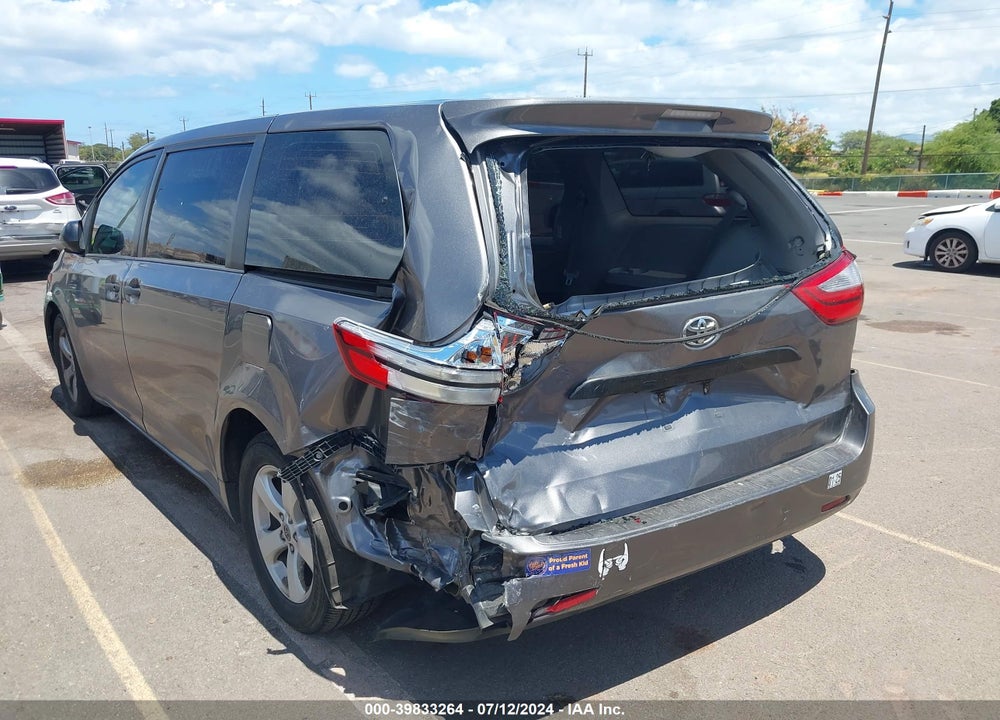 2017 TOYOTA SIENNA L 7 PASSENGER VIN: 5TDZZ3DC0HS895887