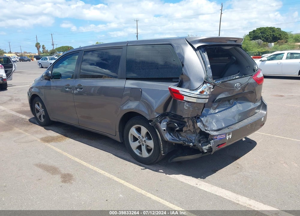 2017 TOYOTA SIENNA L 7 PASSENGER VIN: 5TDZZ3DC0HS895887