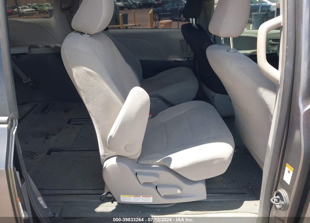 2017 TOYOTA SIENNA L 7 PASSENGER VIN: 5TDZZ3DC0HS895887