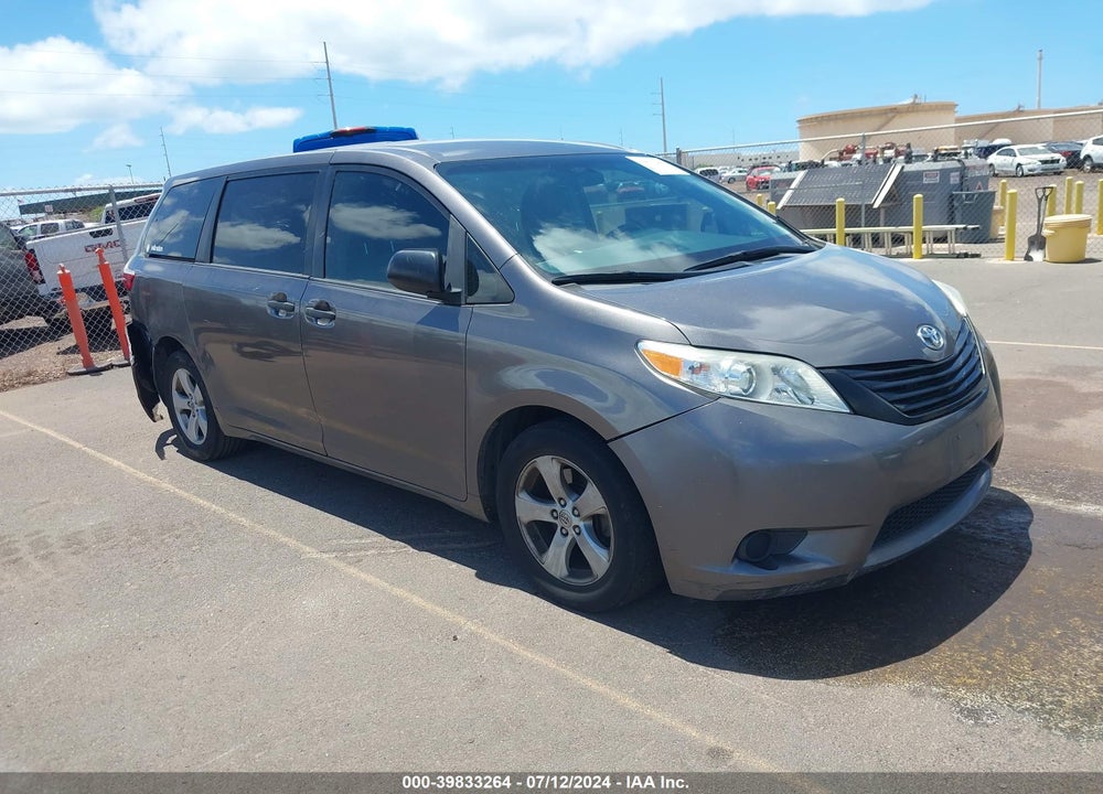 2017 TOYOTA SIENNA L 7 PASSENGER VIN: 5TDZZ3DC0HS895887
