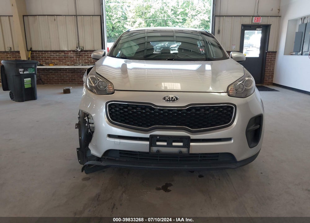 2018 KIA SPORTAGE LX VIN: KNDPM3AC1J7454750
