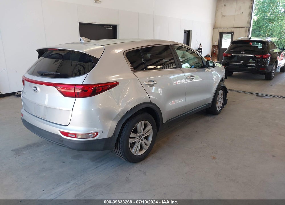 2018 KIA SPORTAGE LX VIN: KNDPM3AC1J7454750