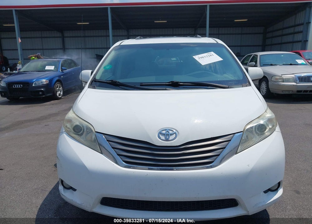 2012 TOYOTA SIENNA XLE V6 8 PASSENGER VIN: 5TDYK3DC7CS249660