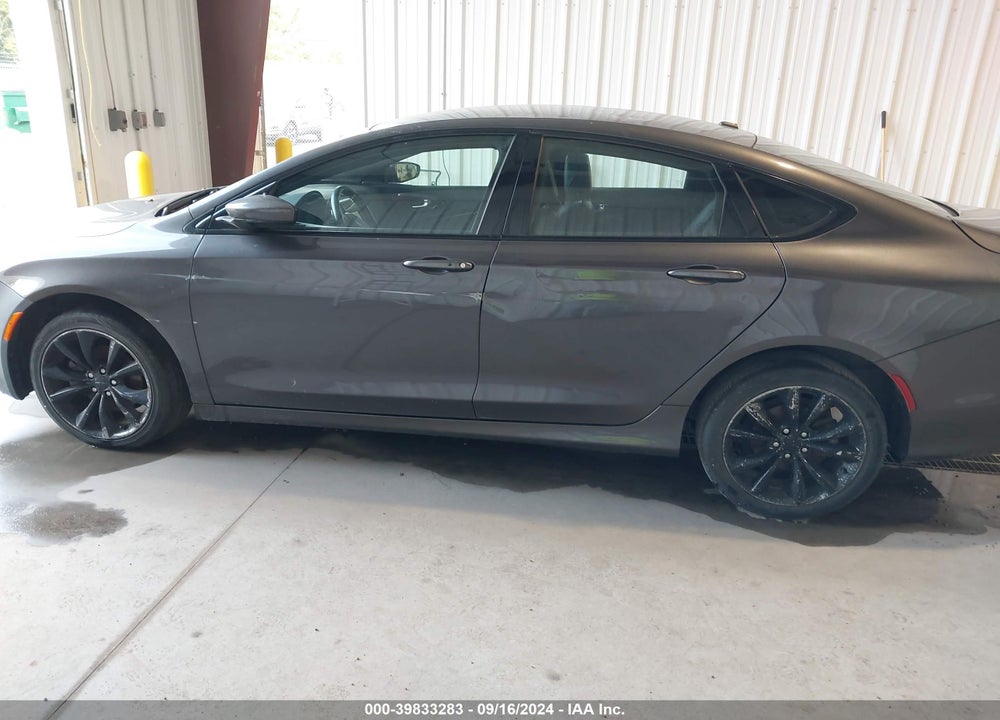 2015 CHRYSLER 200 S VIN: 1C3CCCBB2FN658312