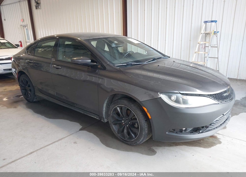 2015 CHRYSLER 200 S VIN: 1C3CCCBB2FN658312