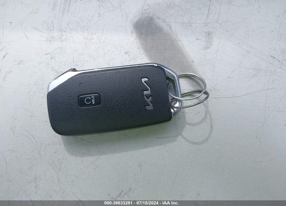 2024 KIA K5 VIN: 5XXG64J2XRG253388