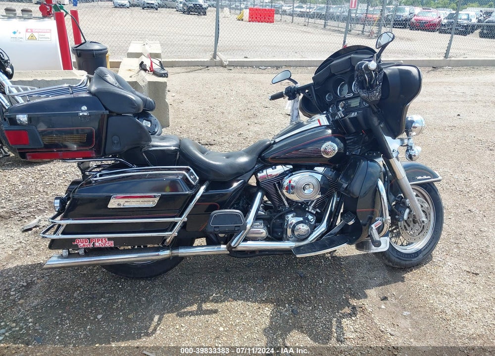 2002 HARLEY-DAVIDSON FLHTCUI VIN: 1HD1FCW152Y601069