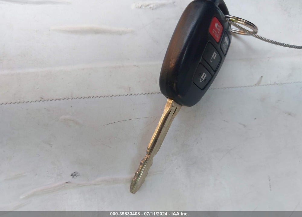 2014 TOYOTA CAMRY LE VIN: 4T4BF1FK7ER438800