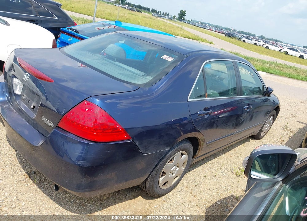 2007 HONDA ACCORD 2.4 LX VIN: 1HGCM56417A124065