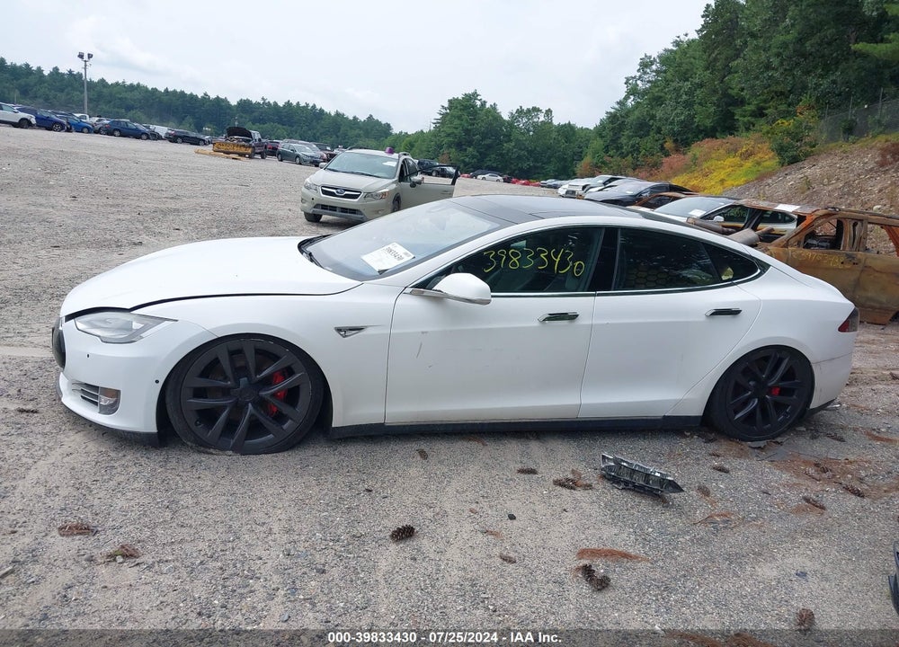 2015 TESLA MODEL S 70D/85D/P85D VIN: 5YJSA1H29FFP63159