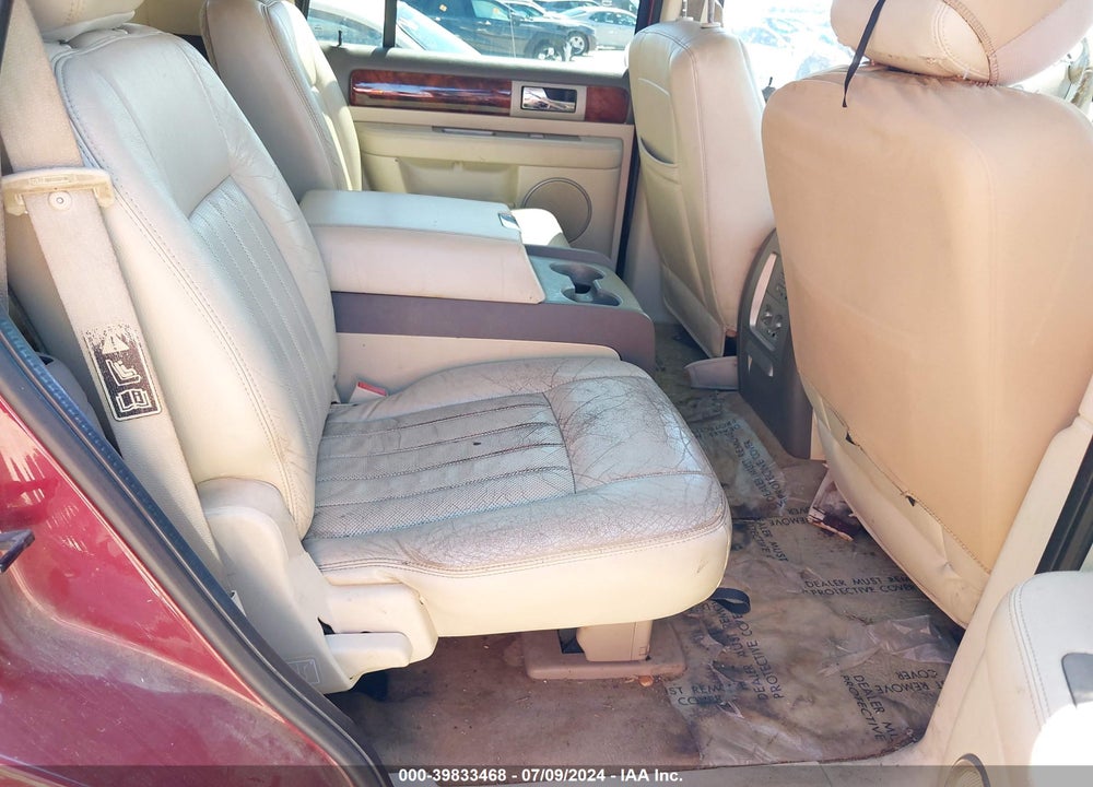 2004 LINCOLN NAVIGATOR VIN: 5LMFU27R24LJ03979