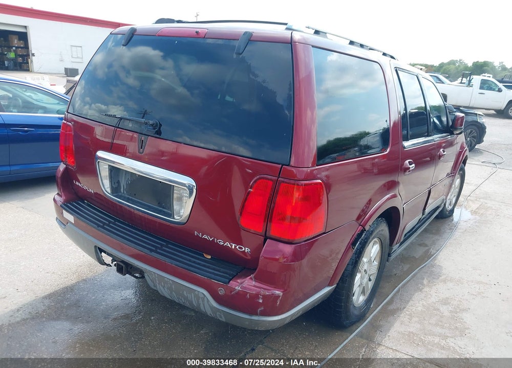 2004 LINCOLN NAVIGATOR VIN: 5LMFU27R24LJ03979