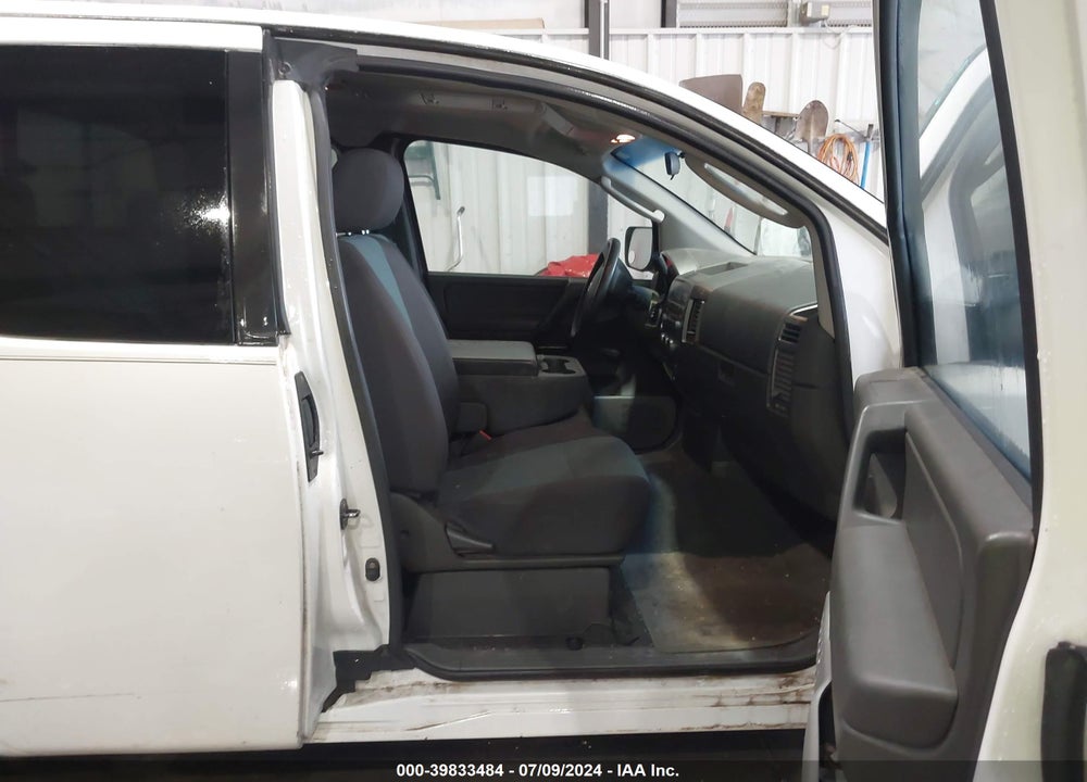 2007 NISSAN TITAN XE VIN: 1N6BA06A77N209221