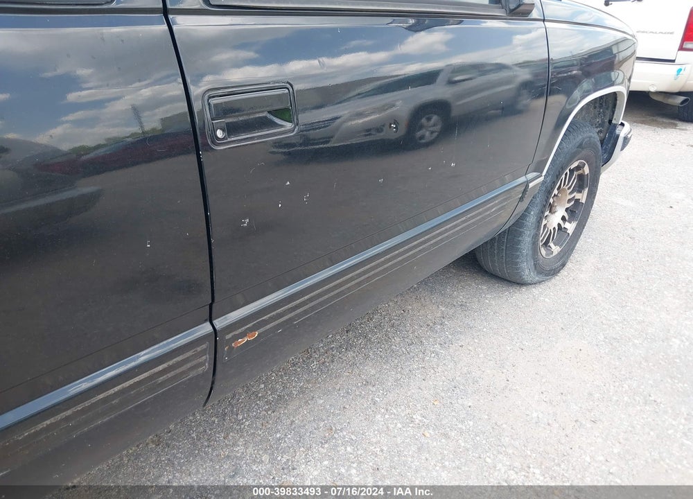 1993 CHEVROLET GMT-400 C1500 VIN: 2GCEC19K6P1257749