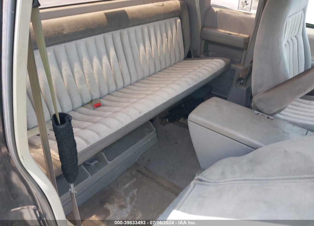 1993 CHEVROLET GMT-400 C1500 VIN: 2GCEC19K6P1257749