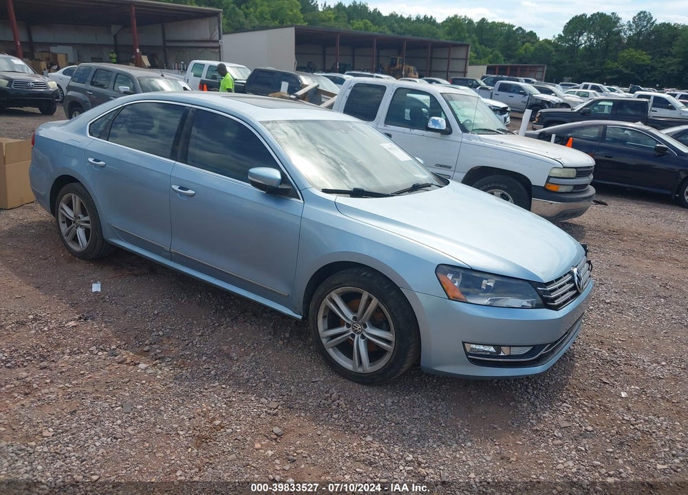 2013 VOLKSWAGEN PASSAT 2.0L TDI SE VIN: 1VWBN7A31DC044957