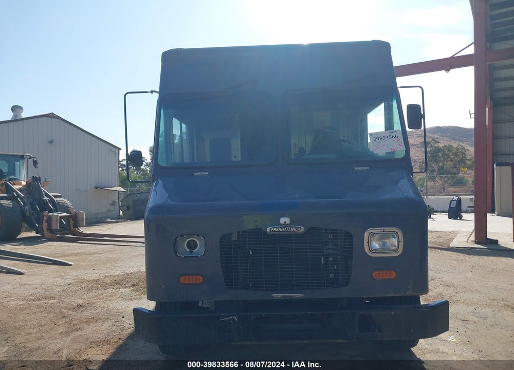 2020 FREIGHTLINER MT45G VIN: 4UZAC2EAXLCLZ6977