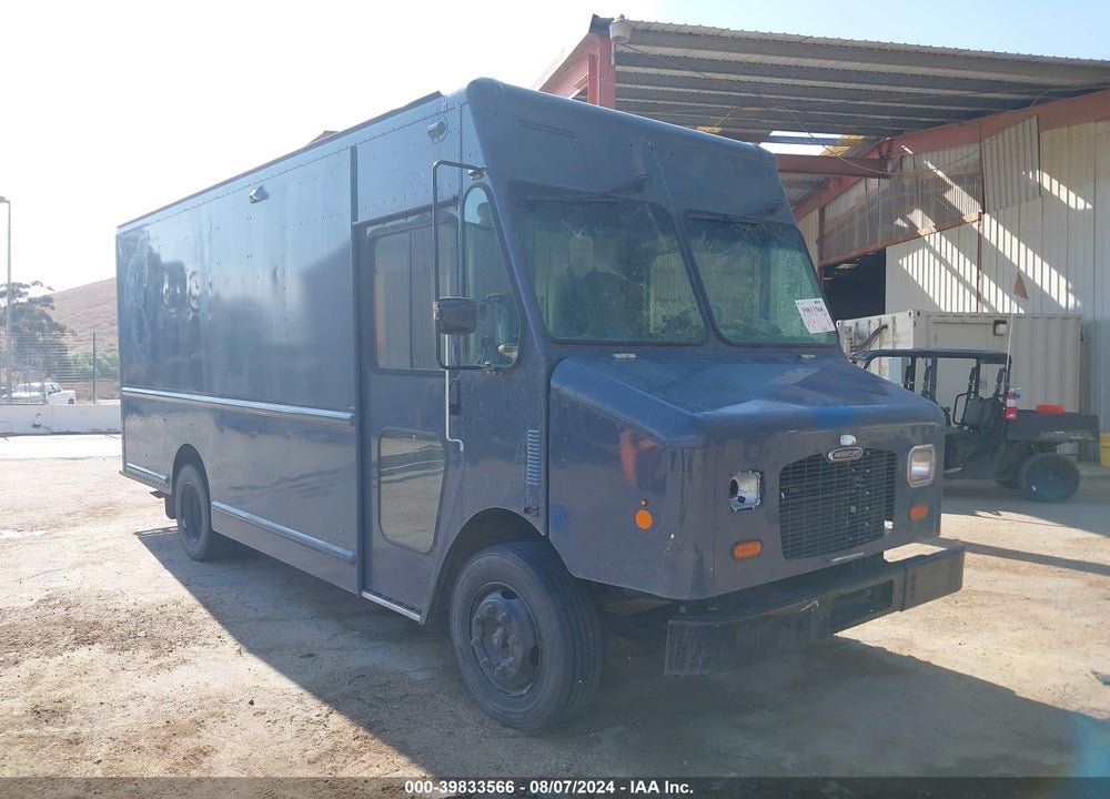 2020 FREIGHTLINER MT45G VIN: 4UZAC2EAXLCLZ6977