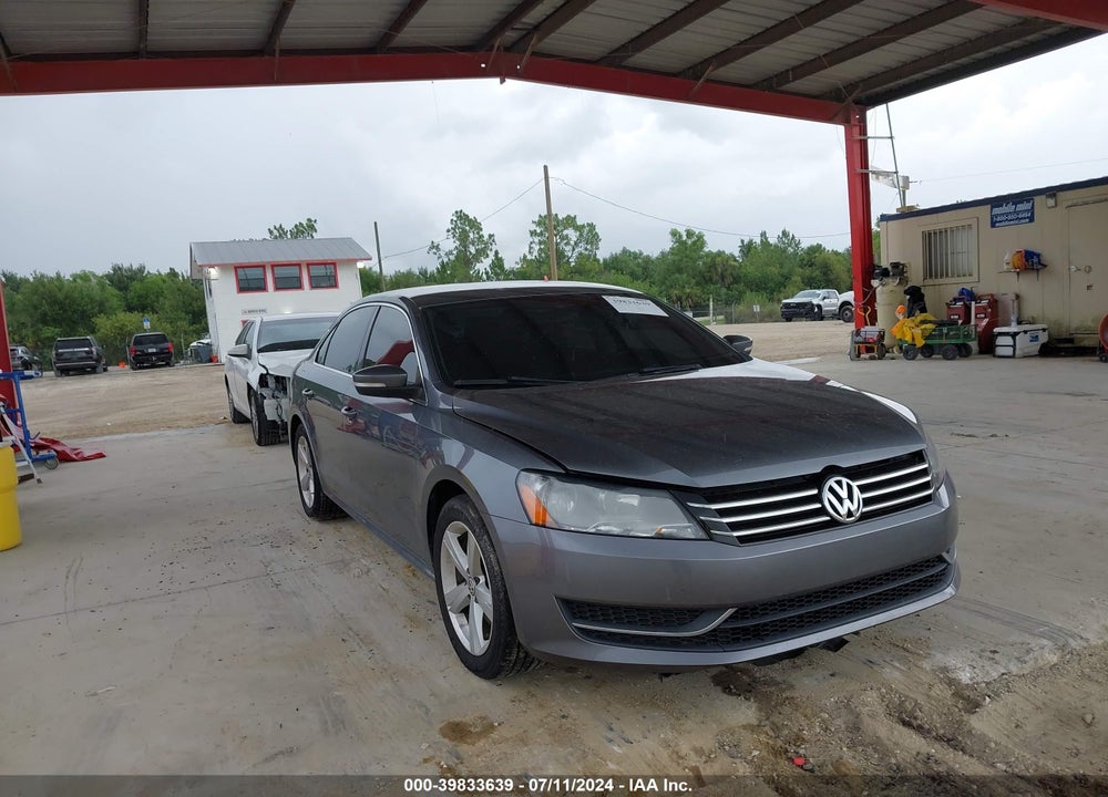 2014 VOLKSWAGEN PASSAT 1.8T SE VIN: 1VWBS7A32EC053080
