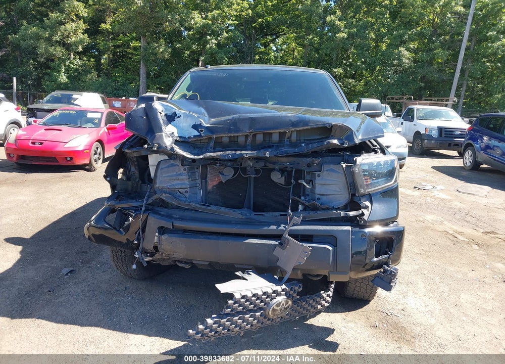 2019 TOYOTA TUNDRA SR5 5.7L V8 VIN: 5TFDY5F13KX808957