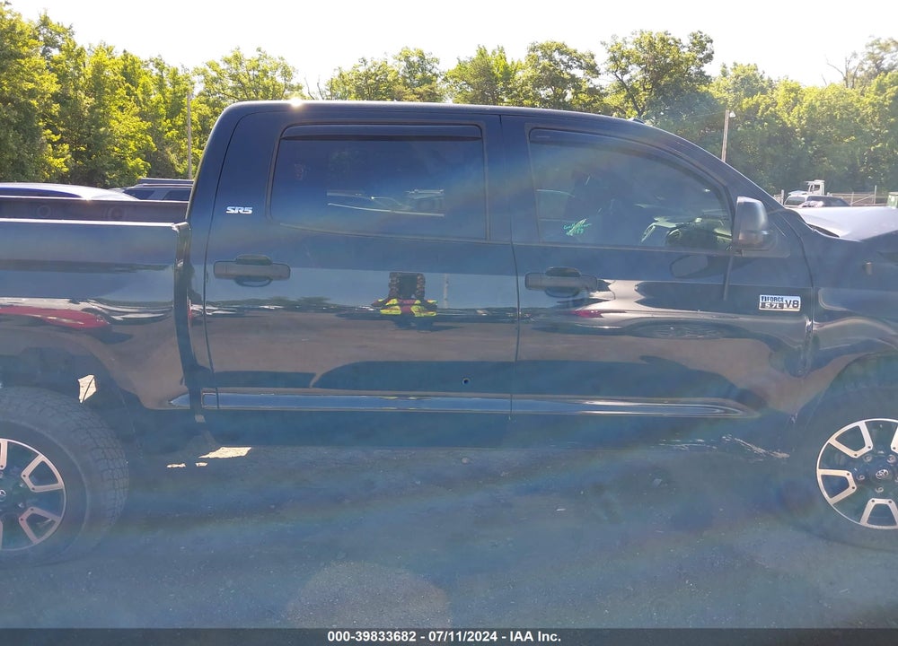 2019 TOYOTA TUNDRA SR5 5.7L V8 VIN: 5TFDY5F13KX808957