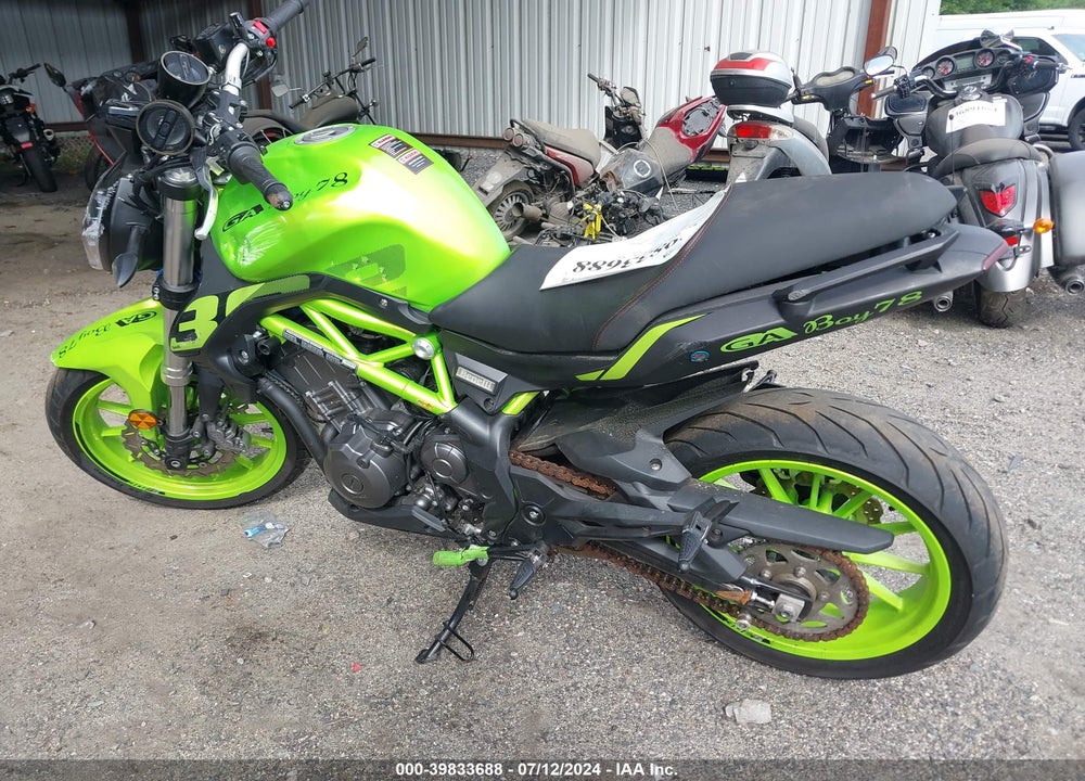2022 BENELLI 302S VIN: LBBPHE040NBD25750